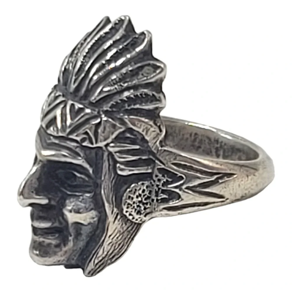 Unbranded sterling silver